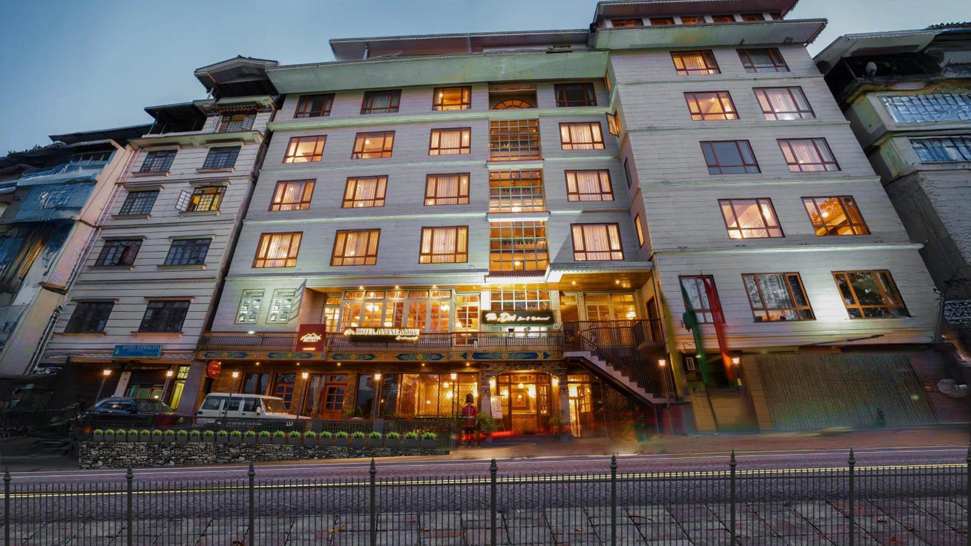 Summit Alpine Abode Hotel 5 Mins From Mg Marg Gangtok Extérieur photo